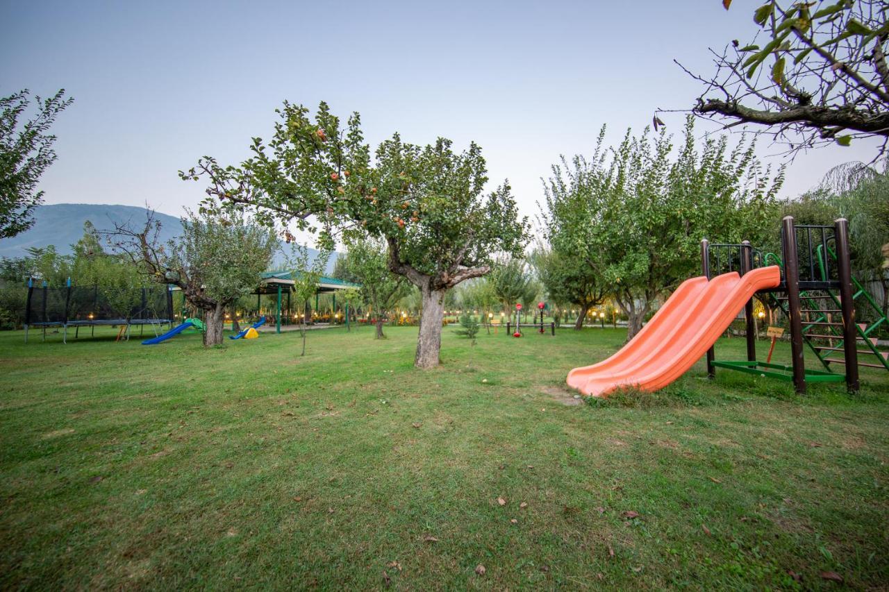 The Orchard Retreat & Spa Srīnagar Buitenkant foto